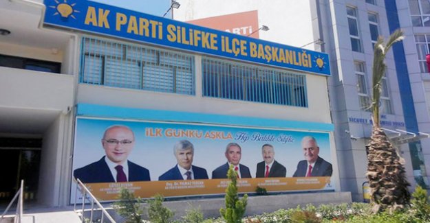 AK Parti Silifke İlçe Binası Yenilendi