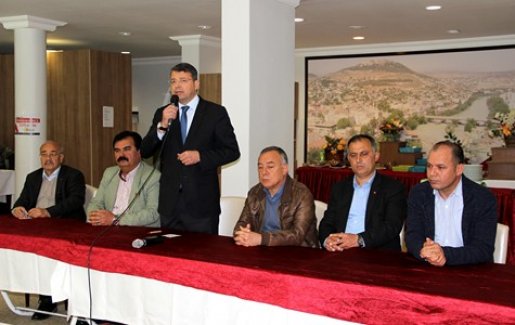 CHP Silifke, muhtarlara referandum bilgilendirmesi yaptı
