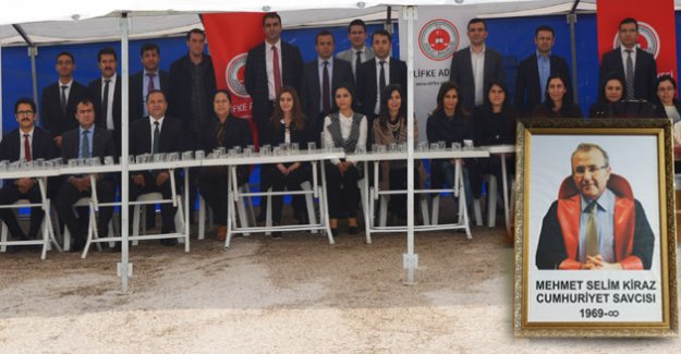 Meslektaşları Şehit Savcı Kiraz’ı Andı