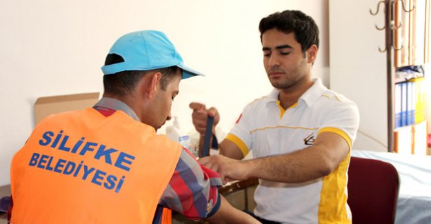 Belediye personeli, sağlık taramasından geçti