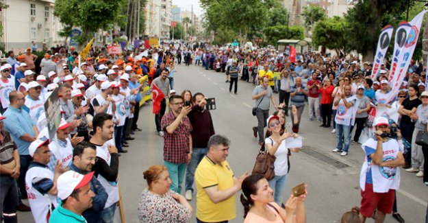 Silifke'de 1 Mayıs Coşkuyla Kutlandı