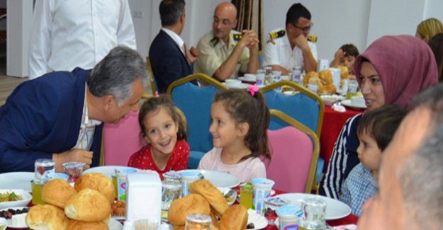 Sİlifke'de İlk İftar Şehit Yakınları ve Gazilere