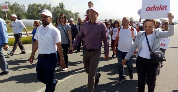 CHP Silifke Örgütü’nden Adalet Yürüyüşüne Destek