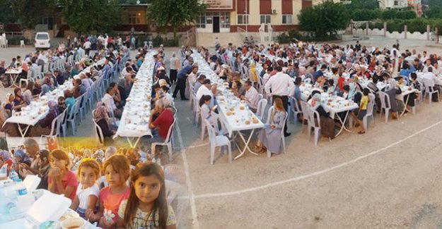 Kaymakam Cinbir, halkla iftar sofralarında buluşuyor