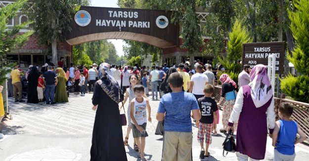 MERSİNLİLER BÜYÜKŞEHİR İLE HUZURLU BİR BAYRAM GEÇİRDİ