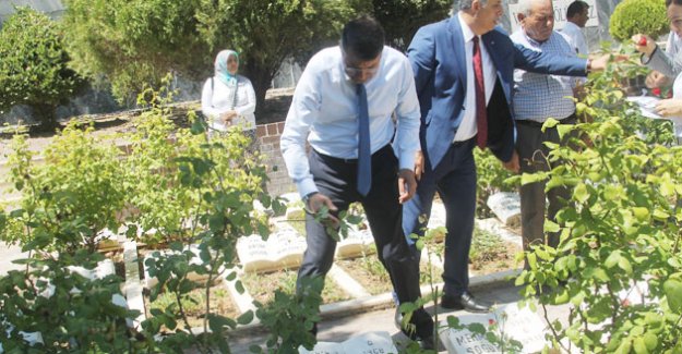 Biz Büyük Bir Ülke Ve Milletiz