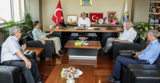 Kaymakam Pamuk'tan Başkan Tollu'ya Veda Ziyareti