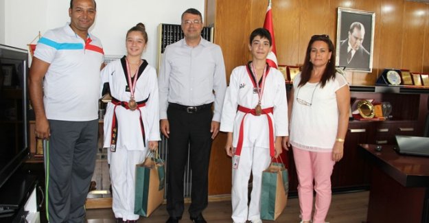 Başkan Turgut, minik şampiyonları ödüllendirdi