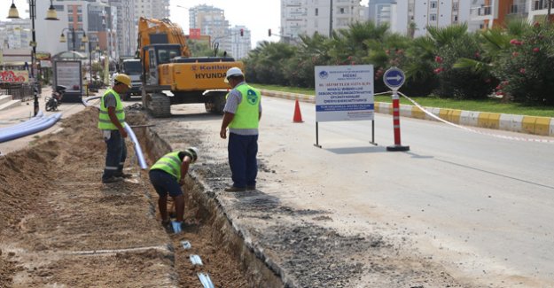 ÇİFTLİKKÖY’E 48 BİN 900 METRE  YENİ İÇMESUYUŞEBEKE HATTI DÖŞENİYOR