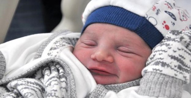 09.05'te Dünyaya Gelen Bebeğe 'Poyraz Ata' Adı Verildi