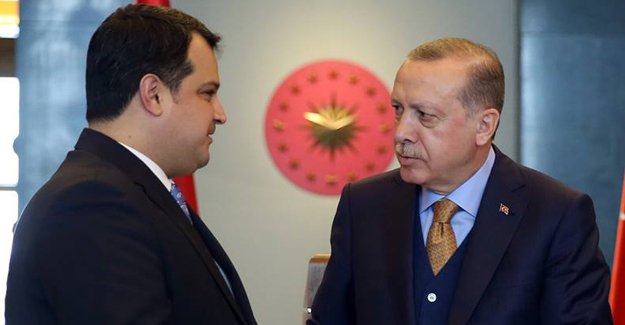 Bilal Özkan’a üstün hizmet ödülü