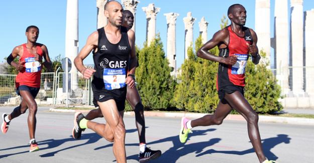 Uluslararası Mersin Maratonu’ndan Büyük Başarı