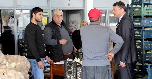 Başkan Turgut’tan hal esnafına ziyaret