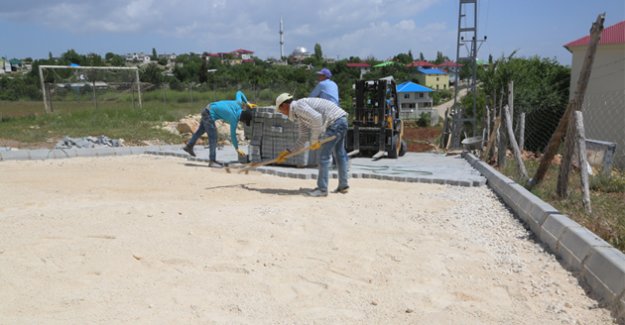 Alibeyli Sokakları Parkeyle Donatılıyor