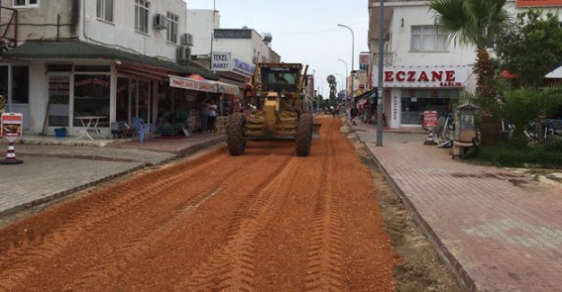 Taşucu Çarşı Merkezi Sıcak Asfalta Kavuşuyor