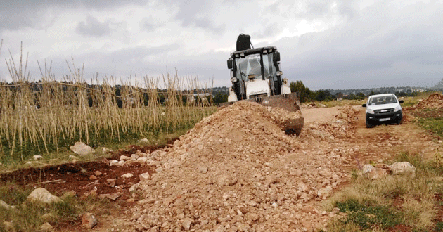 Silifke Belediyesi’nden Kocaoluk yollarına bakım