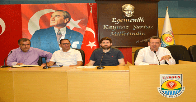 TARSUS VE ÇAMLIYAYLA MUHTARLARI ÇALIŞTAYDA BULUŞTU