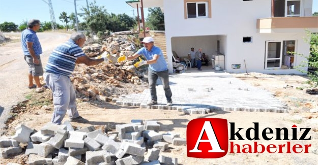 Silifke Belediyesi, mahallelerin eksikliklerini bir bir tamamlıyor