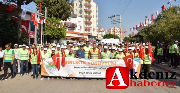 Başkan Yılmaz Çevre Temizliği Yaptı, Sağlık İçin Yürüdü