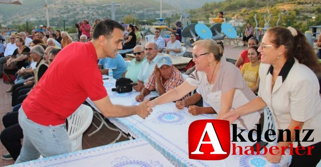 Başkanvekili Altunok, Aşure hayrına katıldı