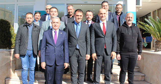 MHP Mersin Milletvekilleri Altunok’u ziyaret etti