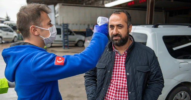 Halde her gün dezenfeksiyon  işlemleri  ve  ateş ölçümü devam ediyor