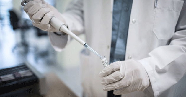 Covid-19 aşısı insanlar üzerinde denenmeye başlandı