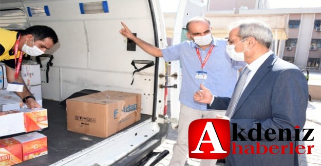 Başkan Bozdoğan'dan Sağlık Çalışanlarına 95 Maske, Siperlik Ve Vitamin Desteği