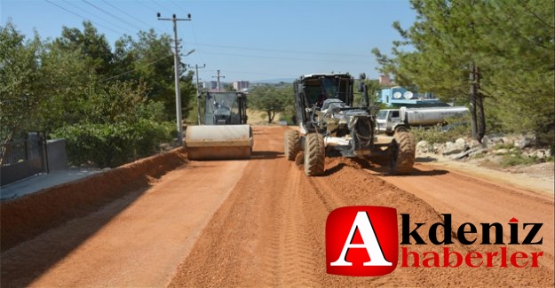 Gülnar Belediyesinden Gülnar TOKİ Konutları Yolunda Stabilize Yol Çalışması