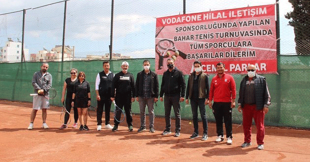 Altunok, tenis turnuvasına katıldı