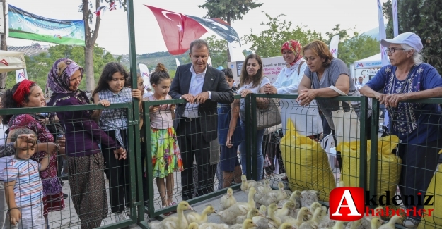 MERSİN BÜYÜKŞEHİR’DEN ÜRETİCİYE ÇOK YÖNLÜ DESTEK