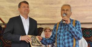 Başkan Turgut, Çakşır Balı ve Yörük Festivaline katıldı