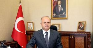 Vali Çakacak Yeni Görevine Başladı