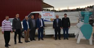 Mersin Büyükşehir Belediyesinden Badem Üreticilerine Destek