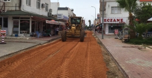 Taşucu Çarşı Merkezi Sıcak Asfalta Kavuşuyor