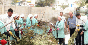 Başkan Turgut, Defne Fabrikasında çalışan işçileri ziyaret etti