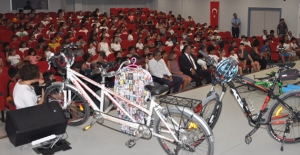 Toroslar’dan, Okullarda Güvenli Bisiklet Sürme Eğitimi