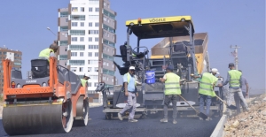 YENİŞEHİR'DE ASFALT ÇALIŞMALARI SÜRÜYOR