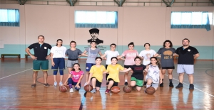 Tarsus Belediyesi Spor Kulübü, çocuklara spor sevgisi kazandırmak için çalışmalarına başladı.